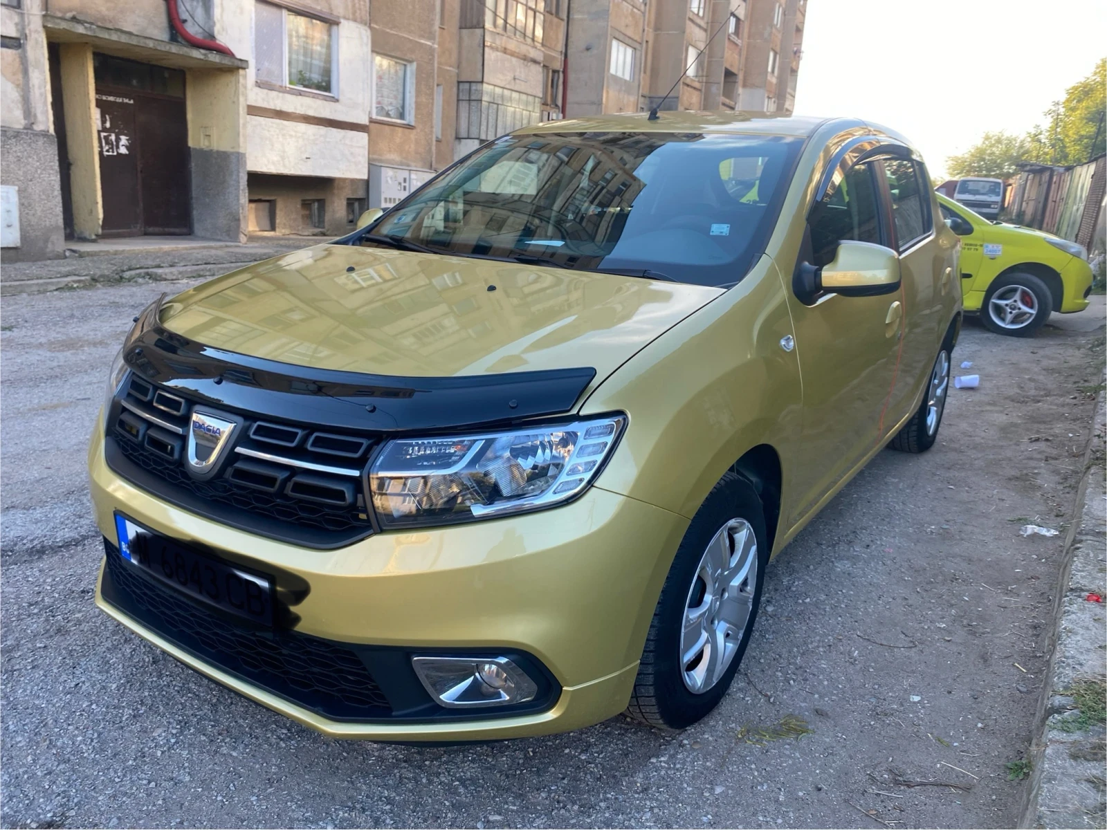 Dacia Sandero 0, 900 - изображение 8