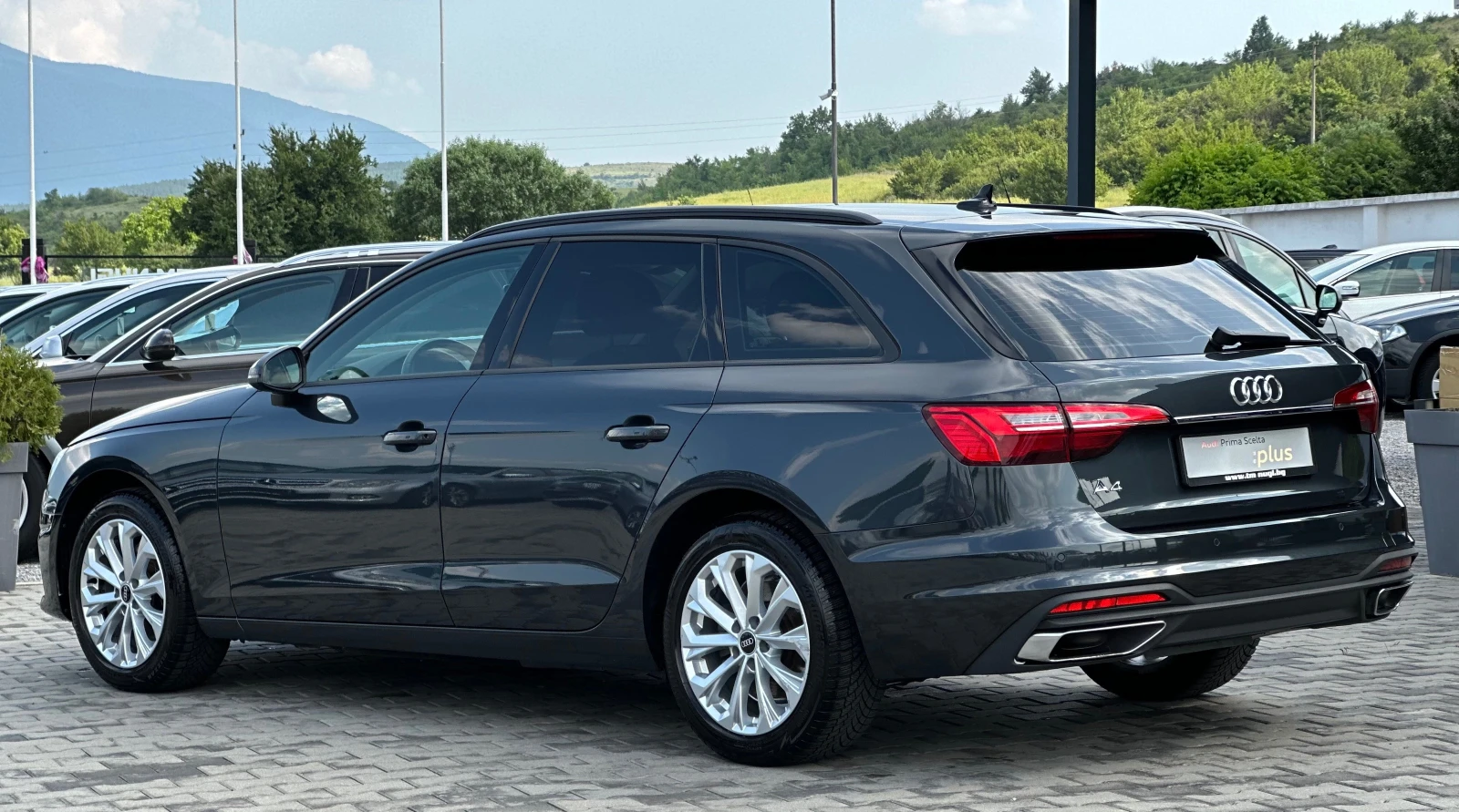 Audi A4 2.0TDI* LED* NAVI* AVTOMATIK* TOP*  - изображение 3