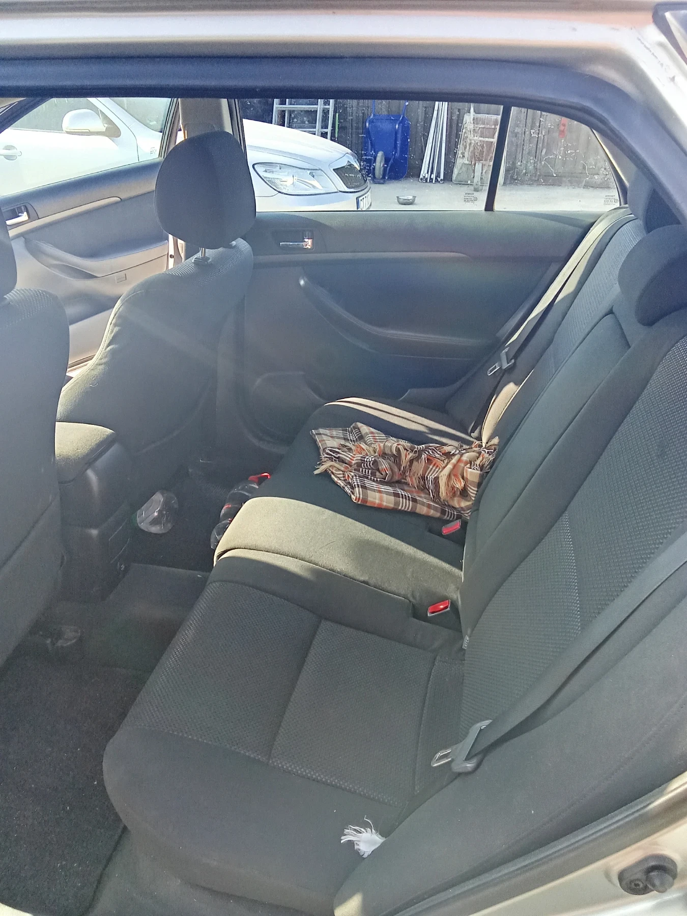 Toyota Avensis Тойота Авенсис 2000 - изображение 9