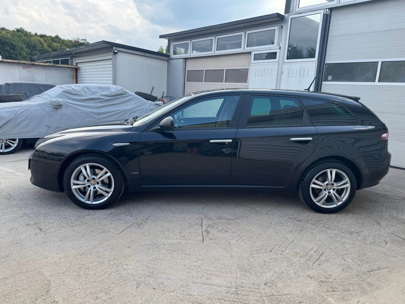 Alfa Romeo 159 sportwagon 1, 9 16V JTDm FULL ТОП СЪСТОЯНИЕ  - изображение 4