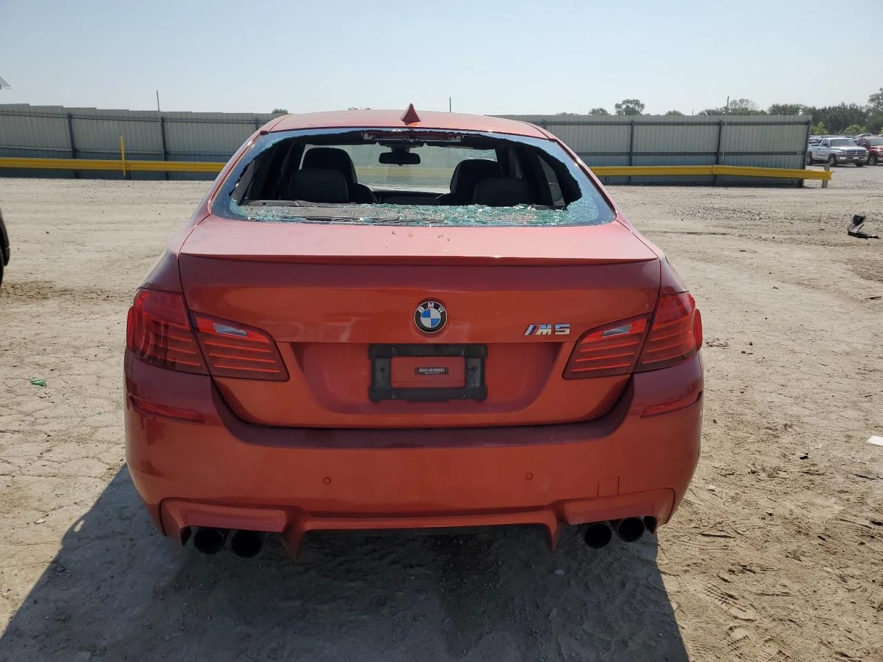 BMW M5 AUTOMATIC * * CARFAX * * АВТО КРЕДИТ * *  - изображение 6