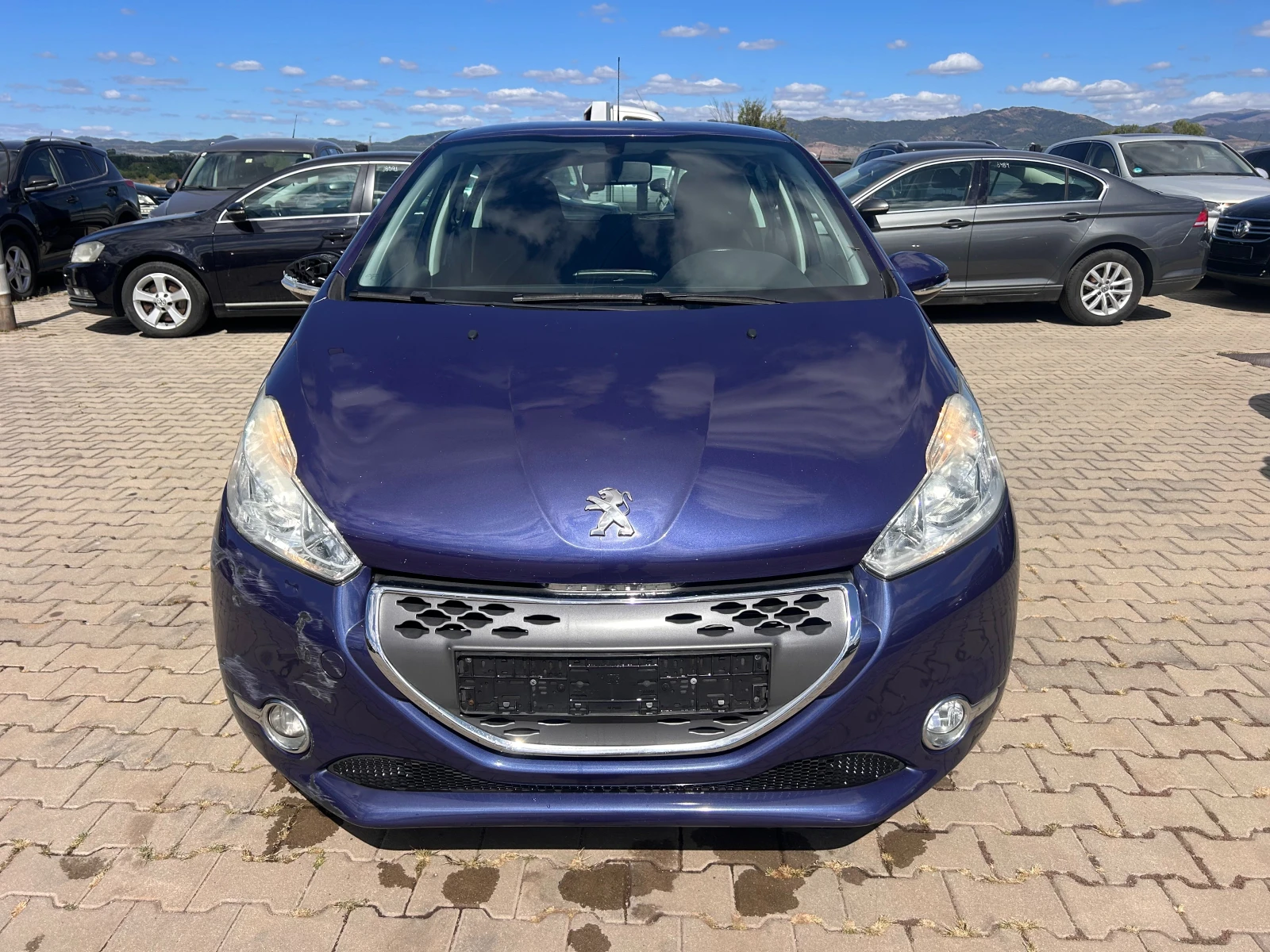 Peugeot 208 1.4HDI AVTOMAT/NAVI EURO 5 - изображение 3