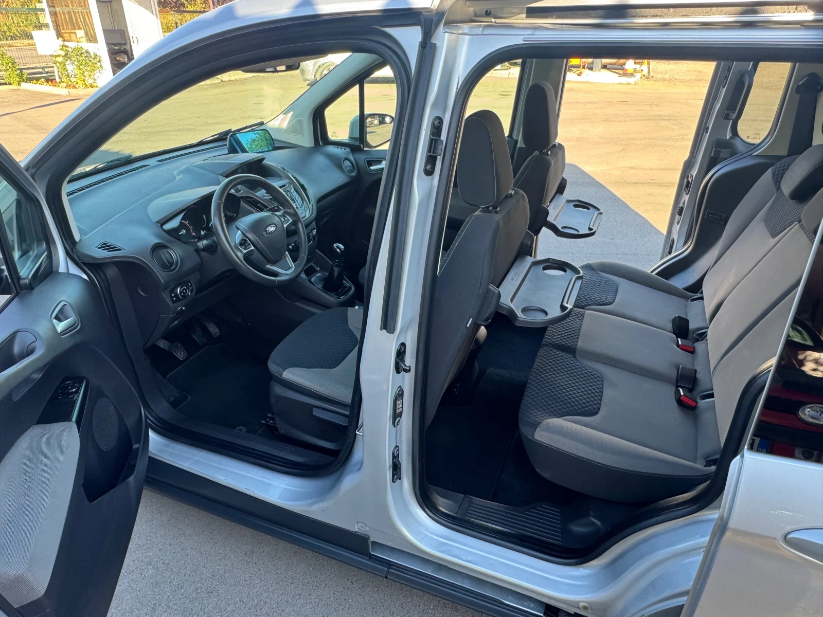 Ford Tourneo Connect 138000km | Mobile.bg   13