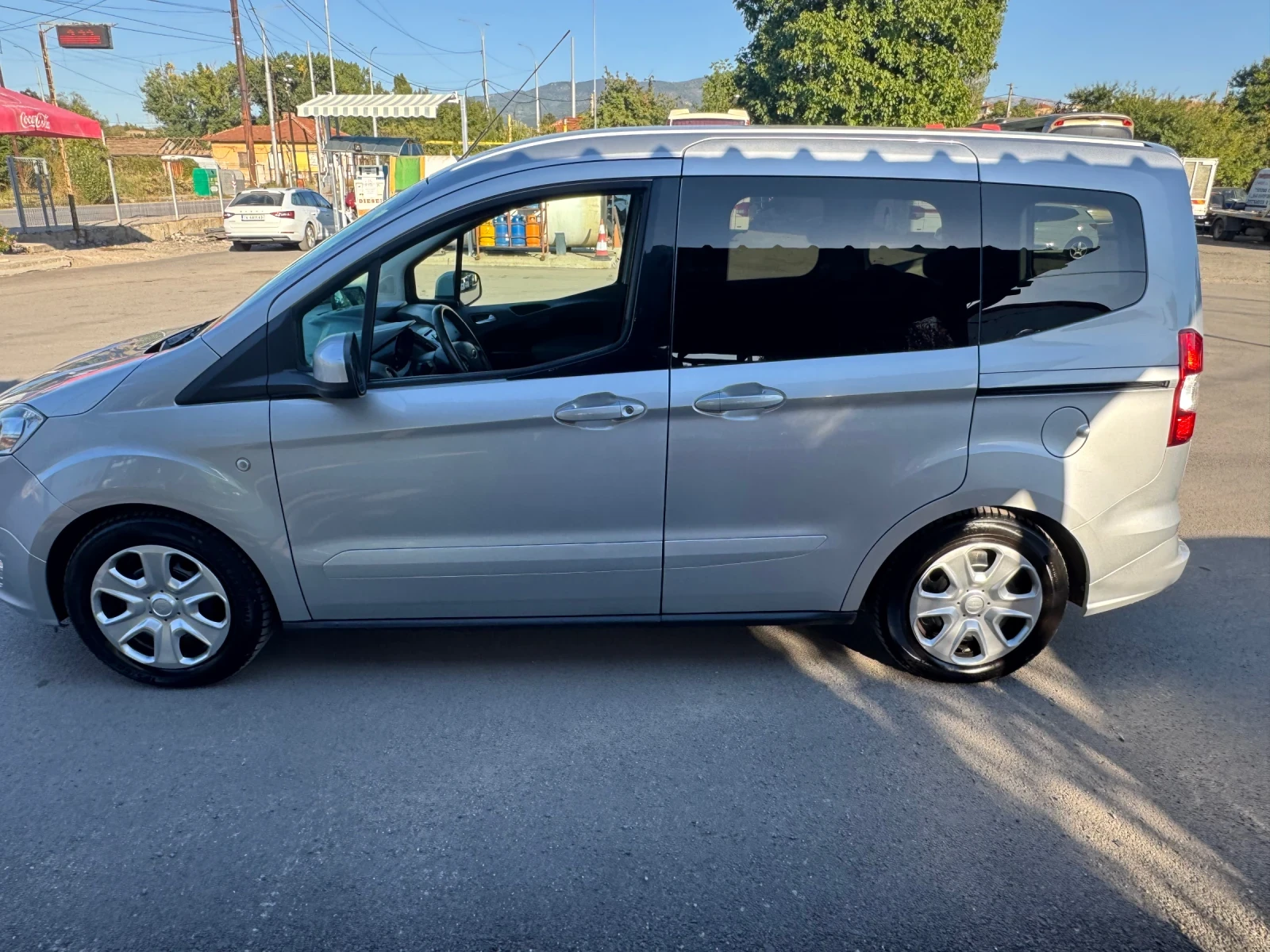 Ford Tourneo Connect 138000km - изображение 2