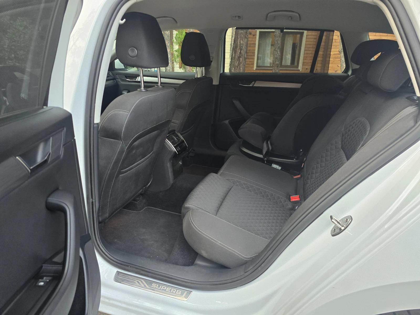 Skoda Superb | Mobile.bg   11