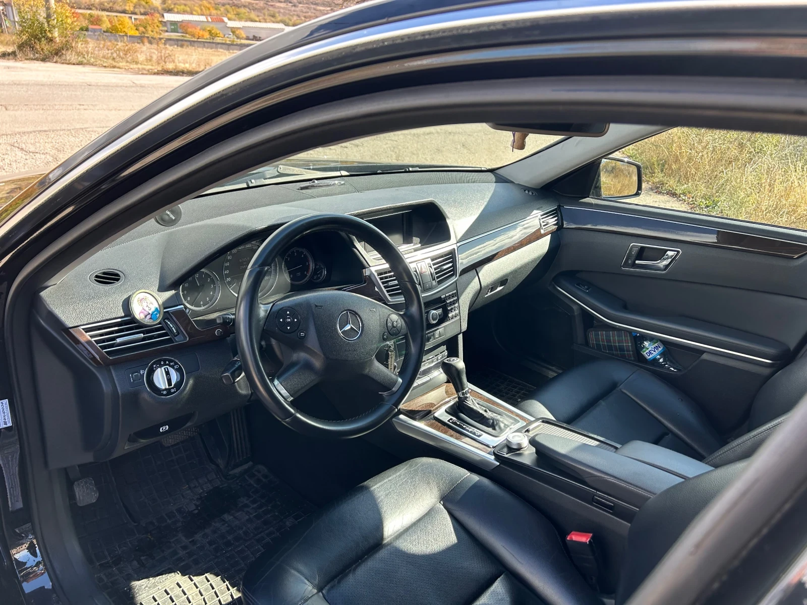 Mercedes-Benz E 220  - изображение 5