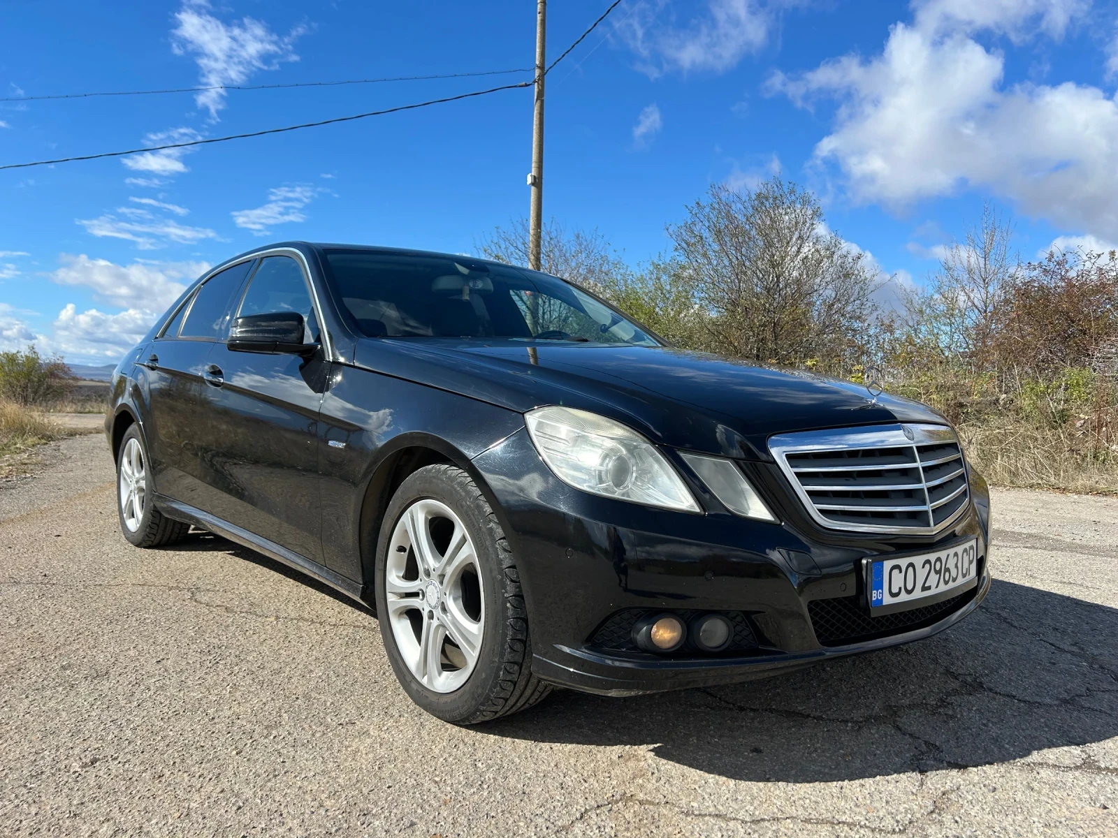 Mercedes-Benz E 220  - изображение 2