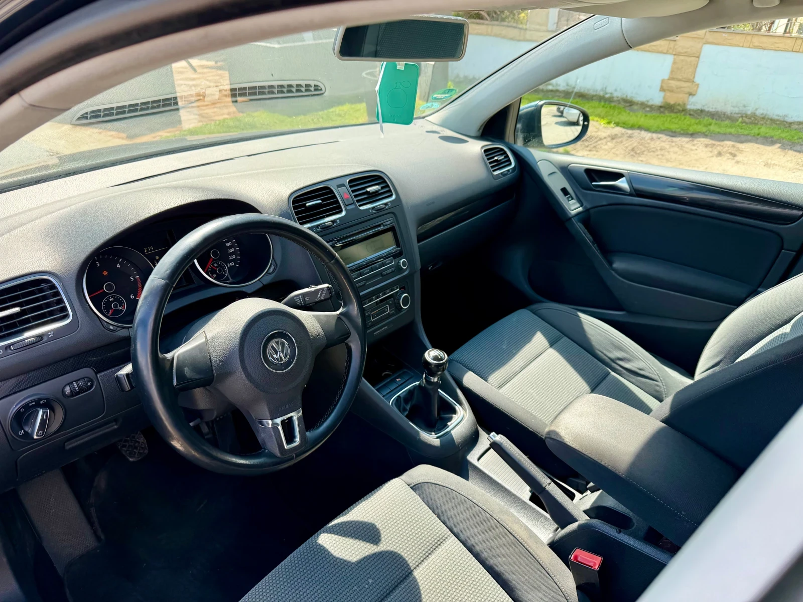 VW Golf ГЕРМАНИЯ ТОП ТОП ТОП, снимка 10 - Автомобили и джипове - 53125708