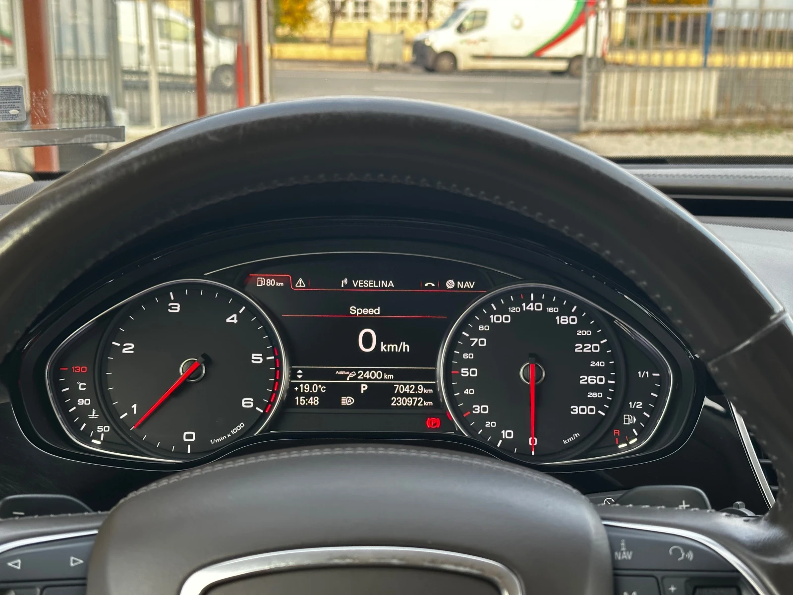 Audi A8 4.2TDI 385к.с 3xTV* Matrix* Full - изображение 10