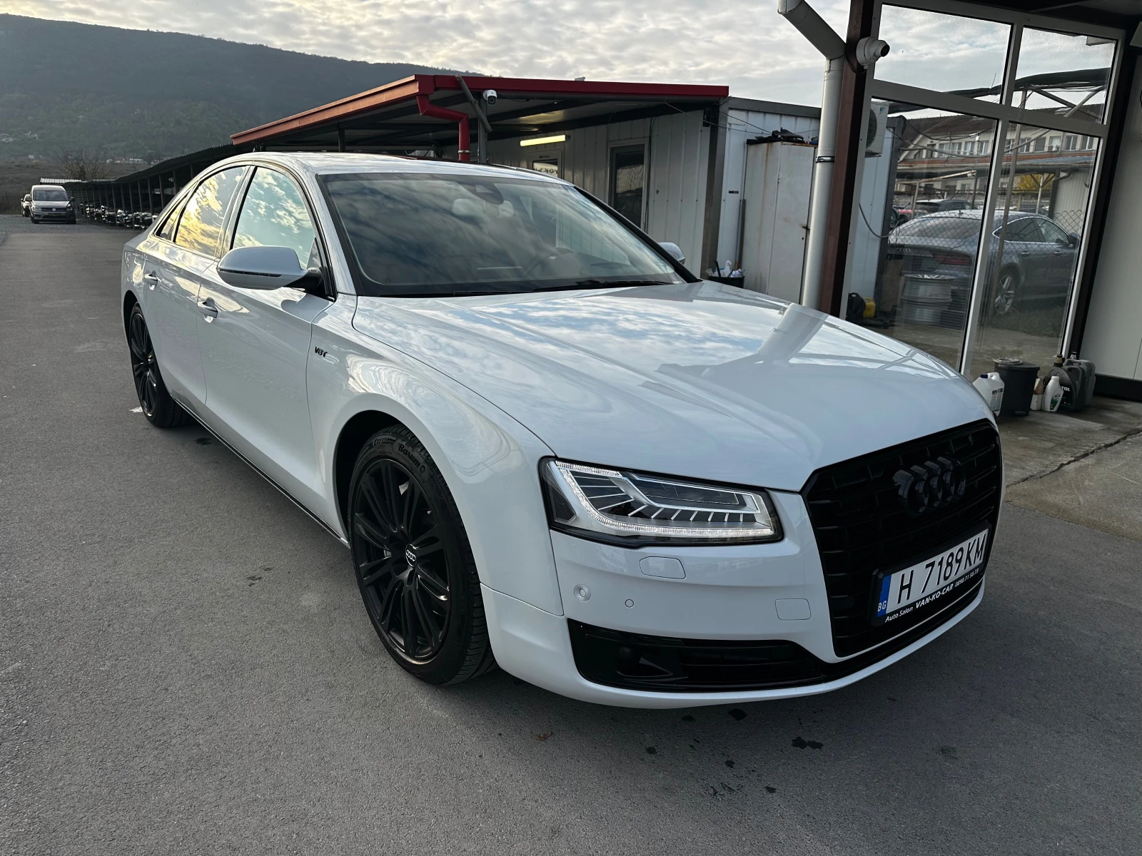 Audi A8 4.2TDI 385. 3xTV* Matrix* Full | Mobile.bg   1