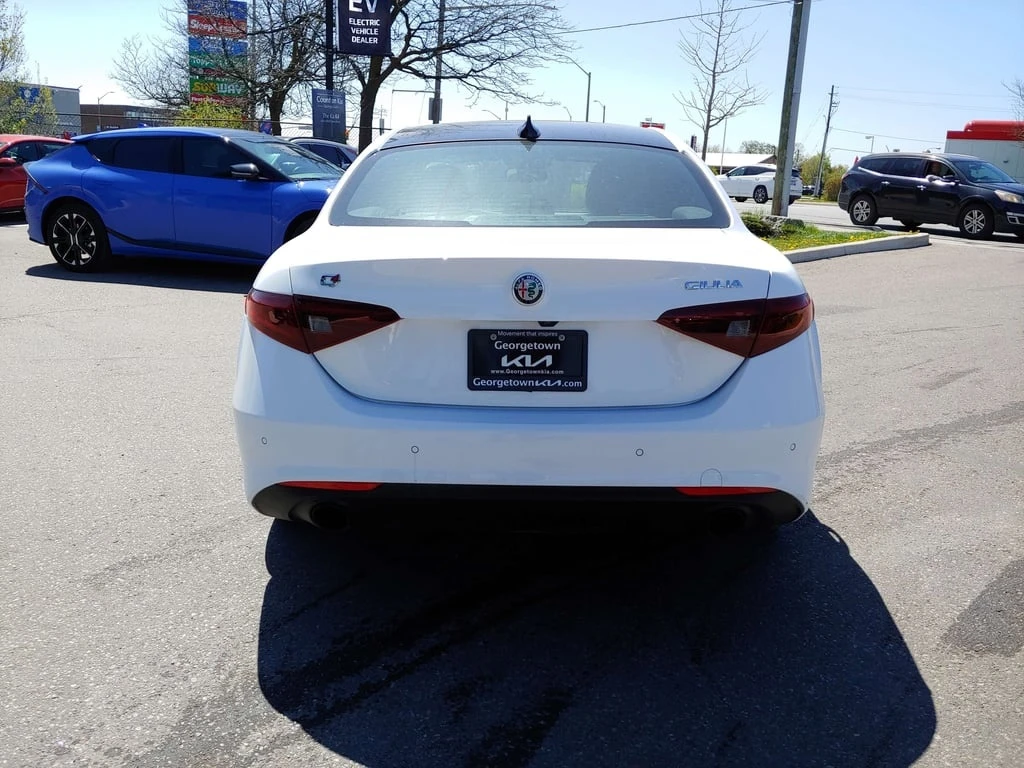 Alfa Romeo Giulia * SPRINT * CARFAX * ЦЕНА ДО БГ - изображение 7