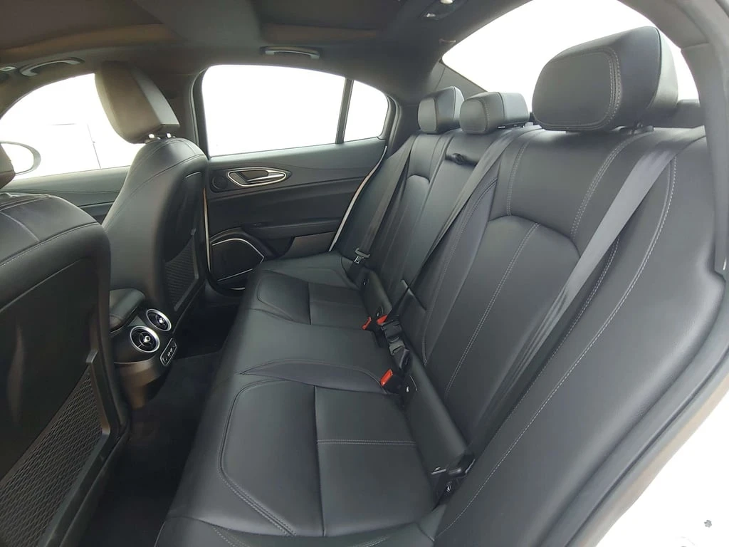 Alfa Romeo Giulia * SPRINT * CARFAX * ���� �� �� | Mobile.bg � ����������� 14