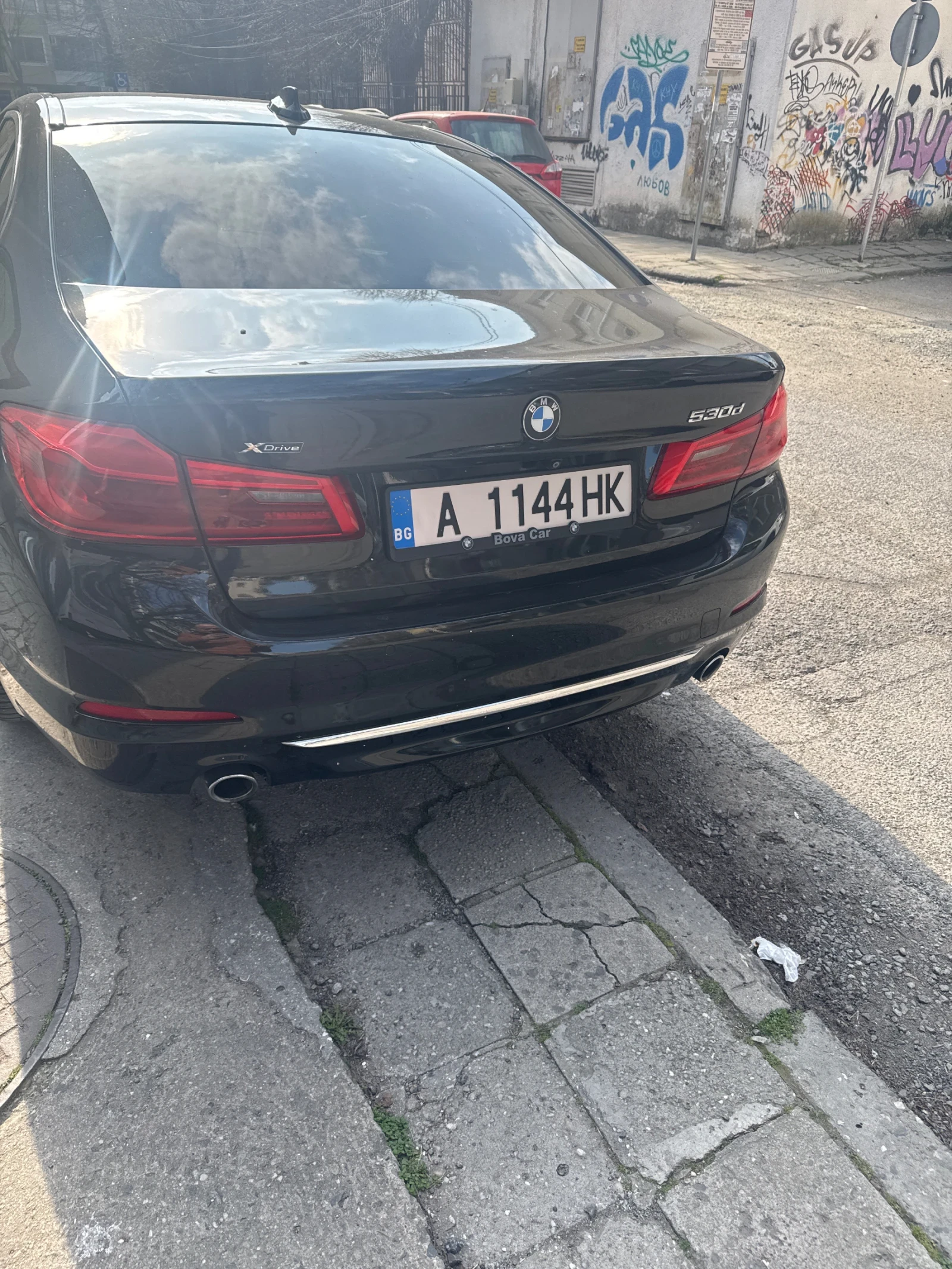 BMW 530, снимка 8 - Автомобили и джипове - 53861873