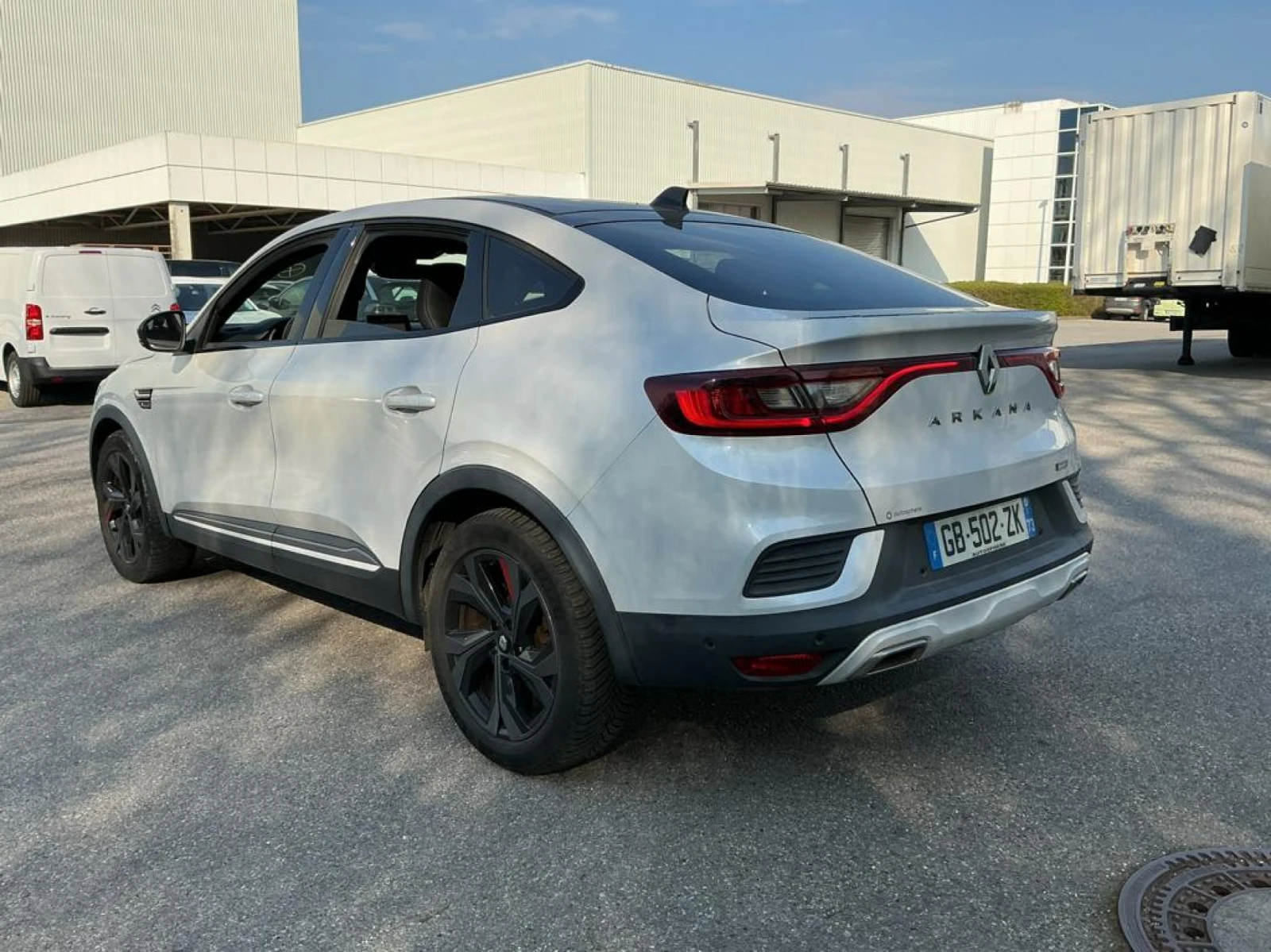 Renault Arkana  RS Line, снимка 3 - Автомобили и джипове - 53988863