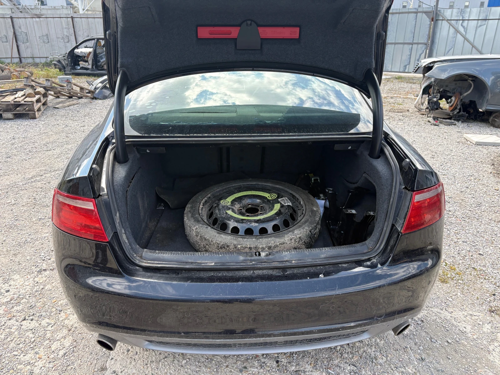 Audi A5 3.0TDI 239KC/РЪЧКА/КОЖА /КСЕНОН ЛЕД, снимка 12 - Автомобили и джипове - 54400975