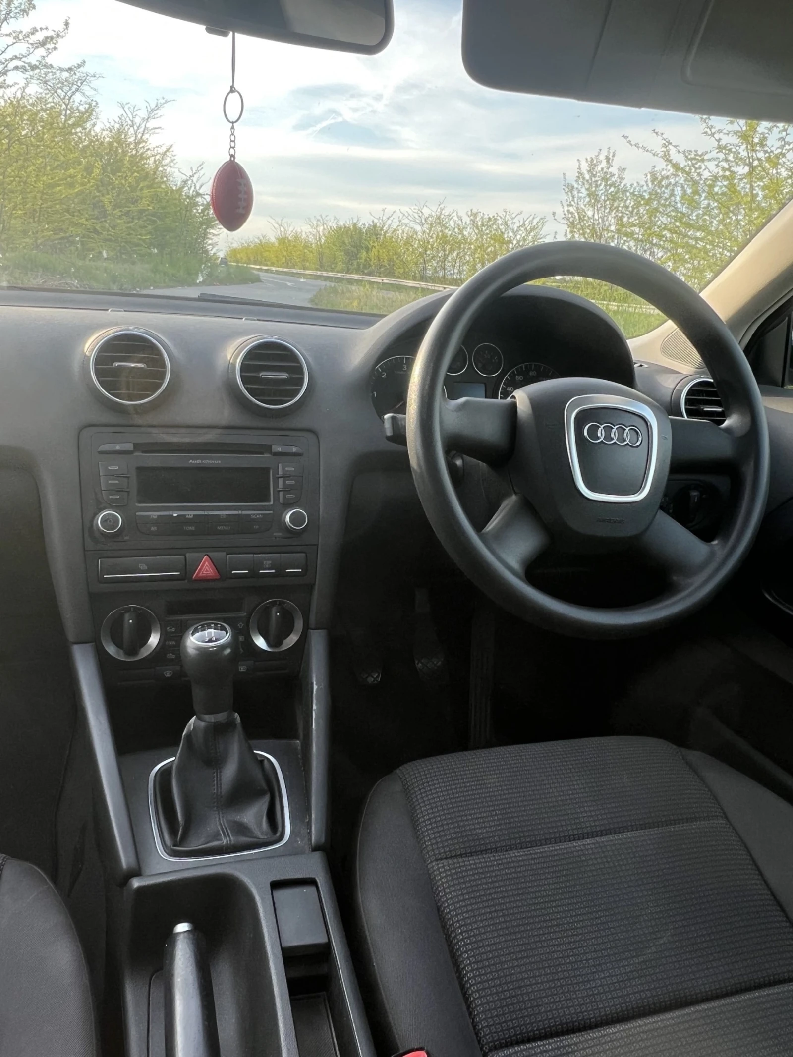 Audi A3 ДЕСЕН волан, снимка 9 - Автомобили и джипове - 54421688