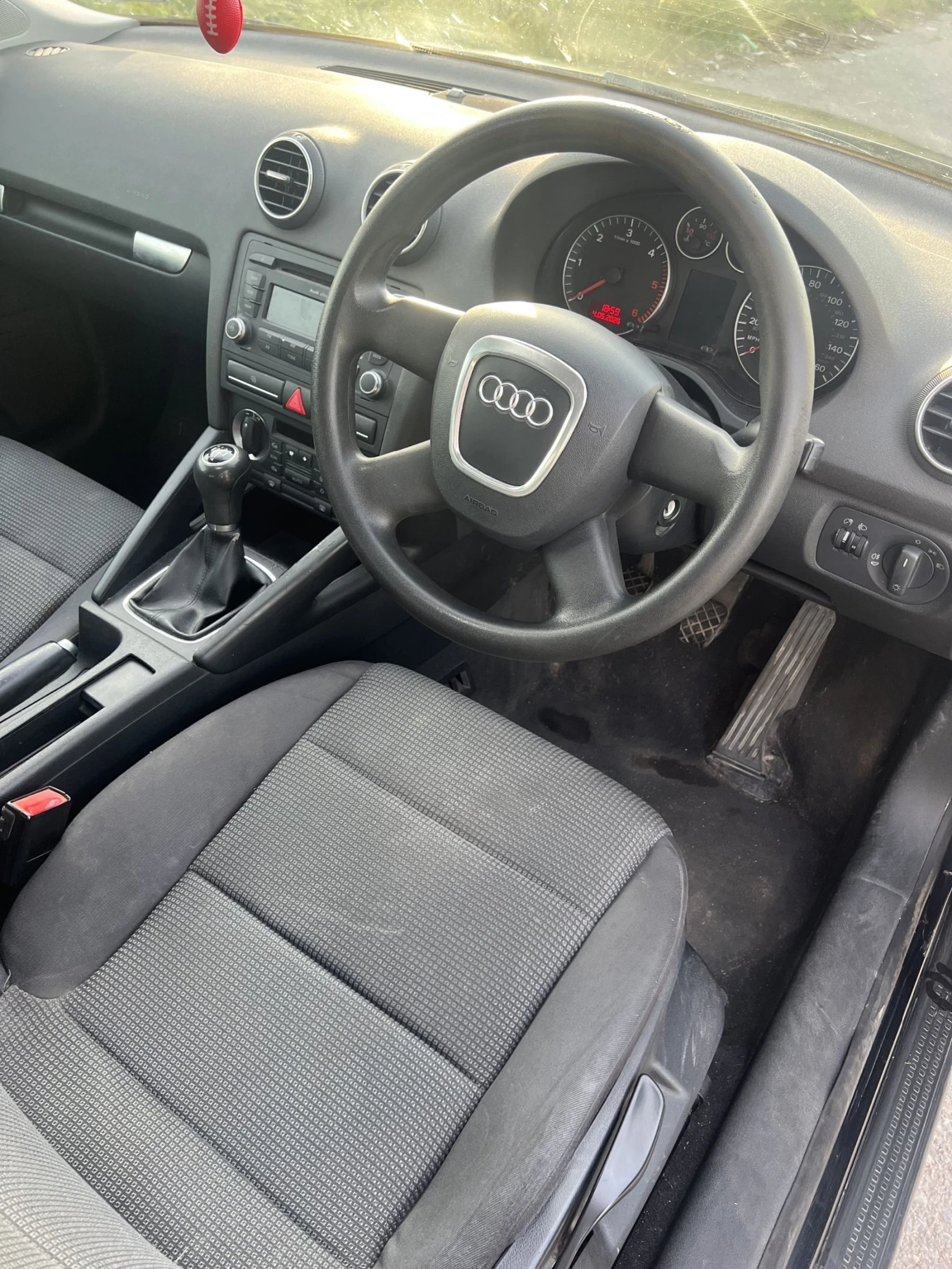 Audi A3 ДЕСЕН волан, снимка 8 - Автомобили и джипове - 54421688