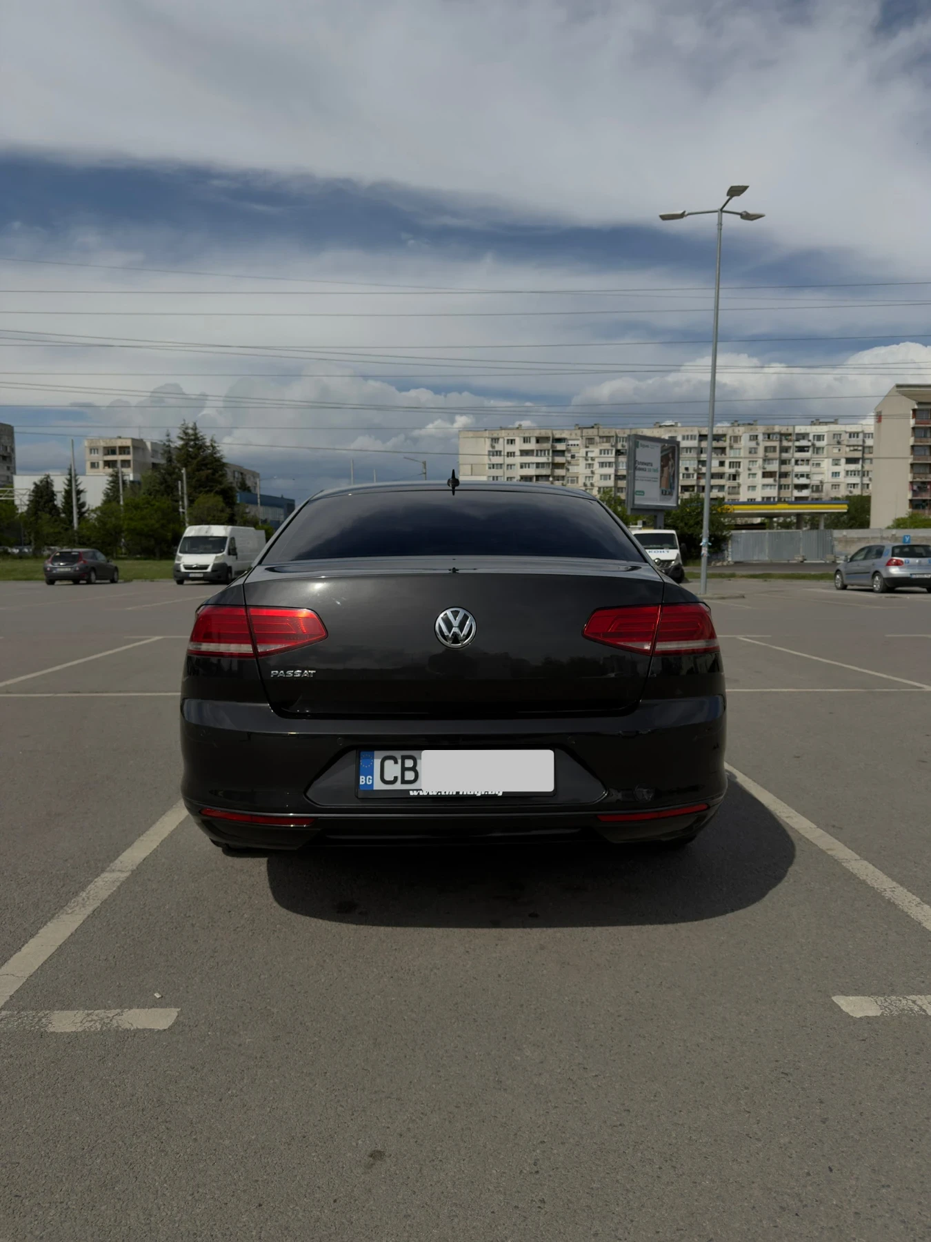 VW Passat 2.0 TDI DSG UNIKAT, снимка 2 - Автомобили и джипове - 54514875