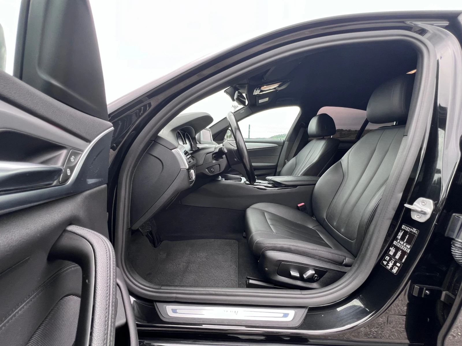 BMW 520 d* X-Drive* , снимка 6 - Автомобили и джипове - 54686014