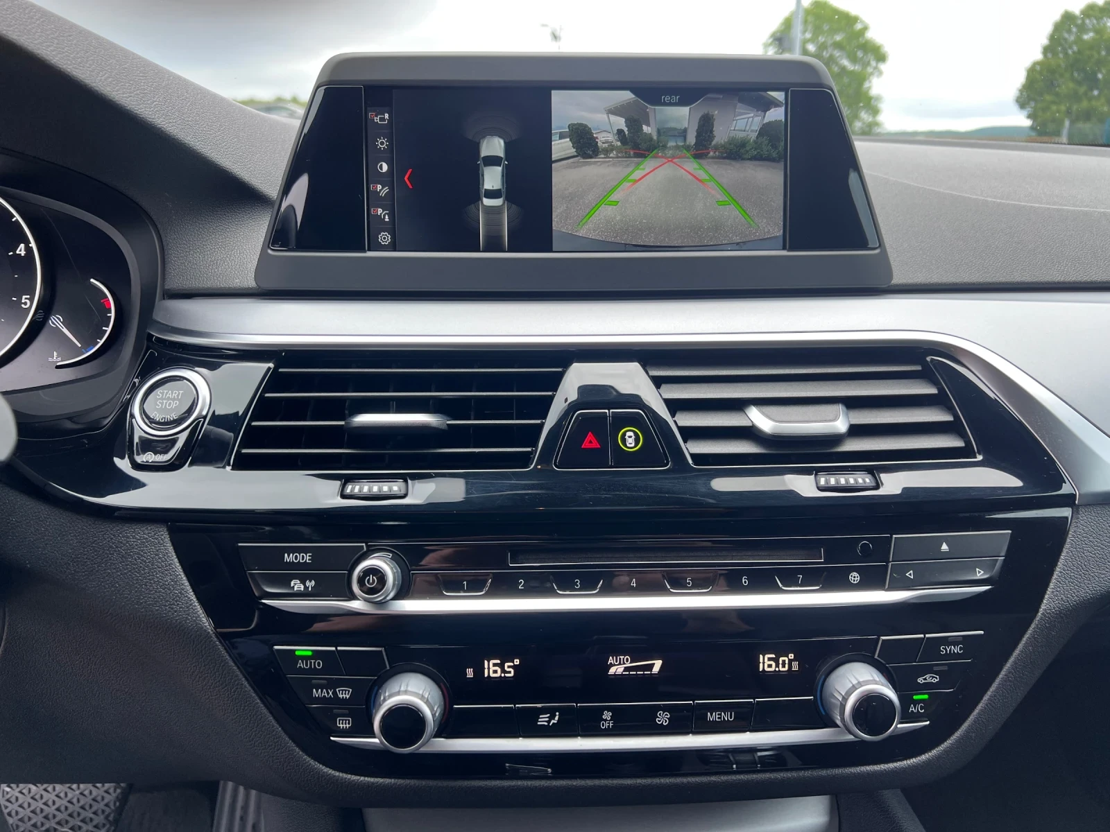 BMW 520 d* X-Drive* , снимка 10 - Автомобили и джипове - 54686014