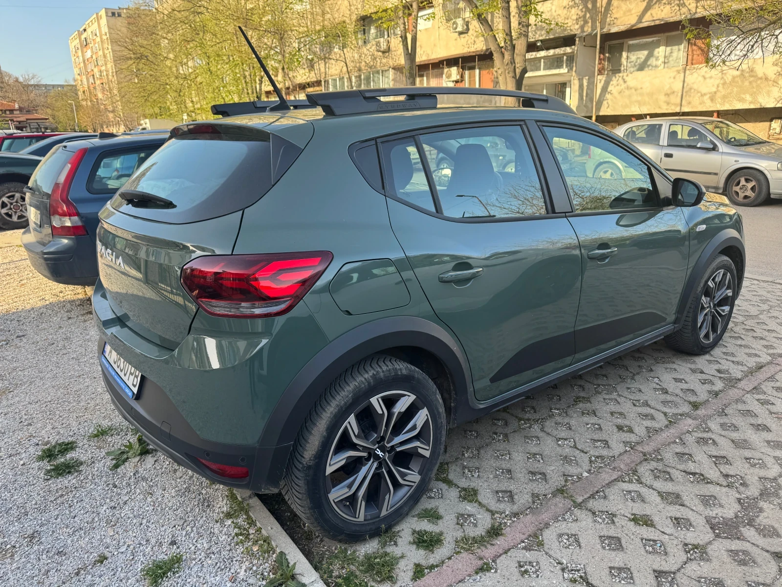 Dacia Sandero Step away GAZ, снимка 4 - Автомобили и джипове - 55464784