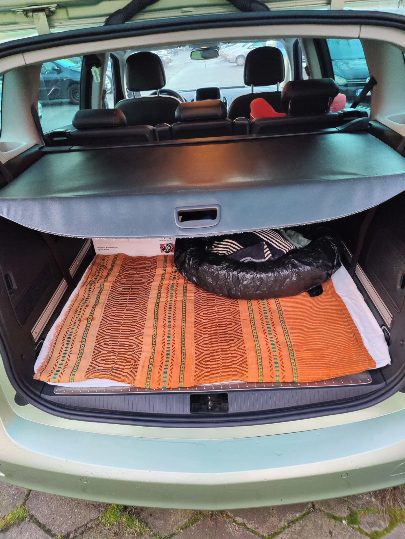 Opel Zafira Tourier, снимка 7 - Автомобили и джипове - 55077582