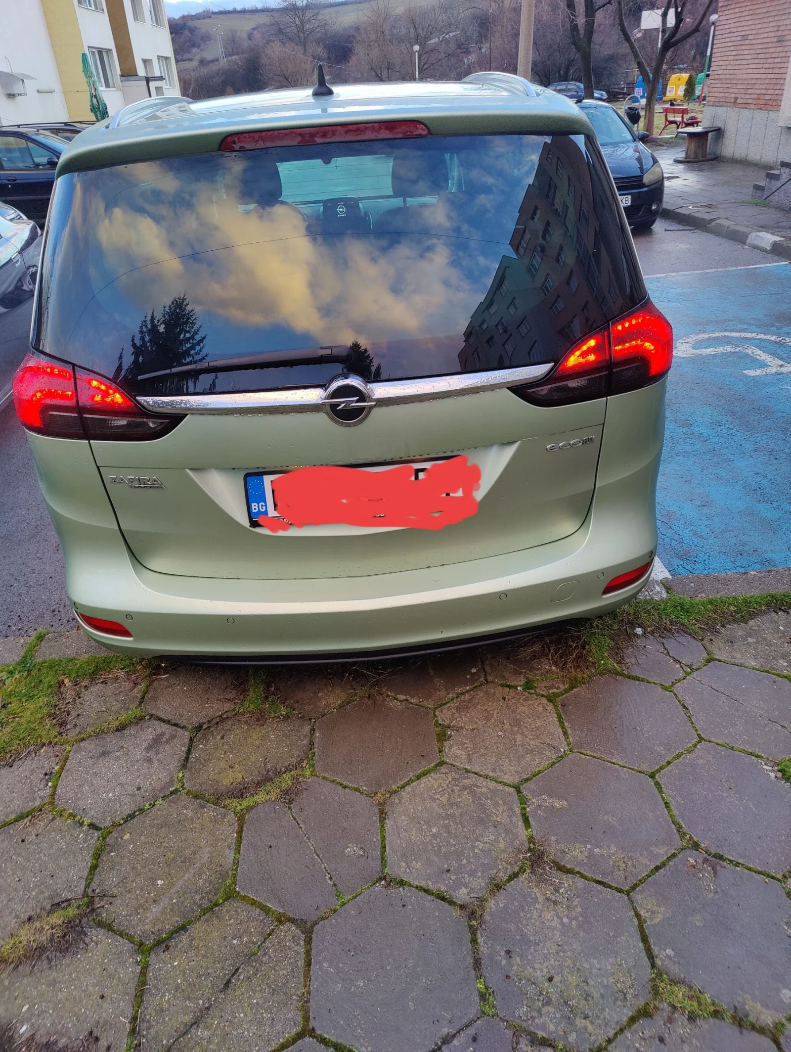 Opel Zafira Tourier, снимка 4 - Автомобили и джипове - 55077582