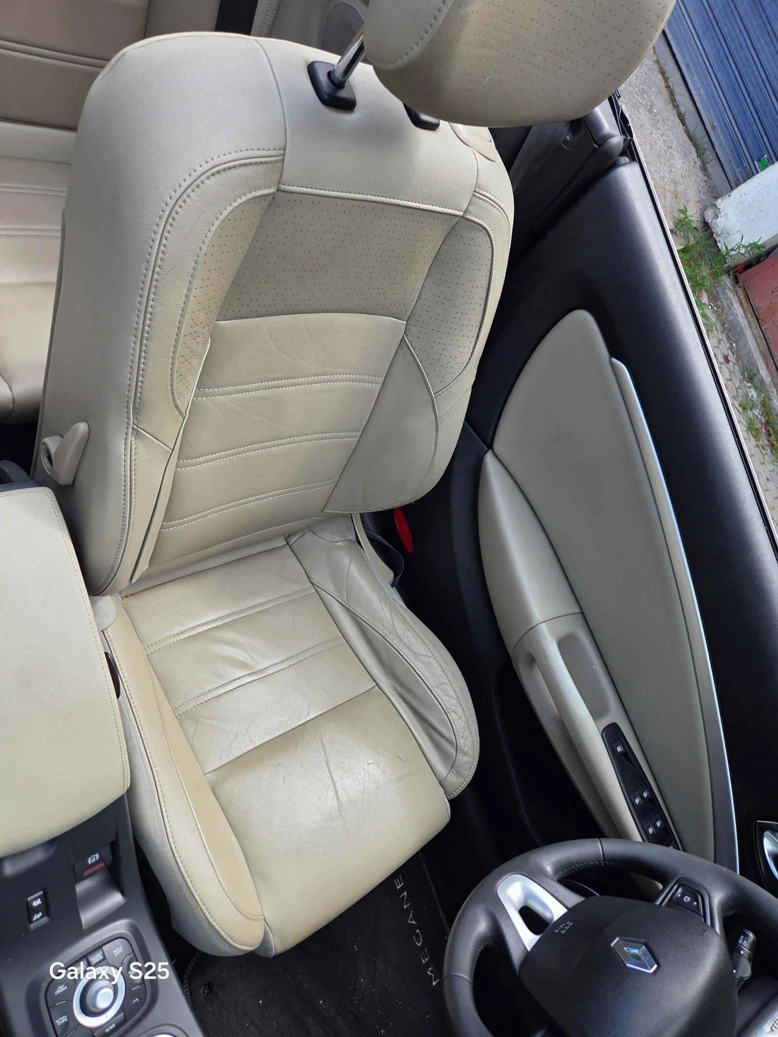 Renault Megane Кабрио, снимка 15 - Автомобили и джипове - 55264387