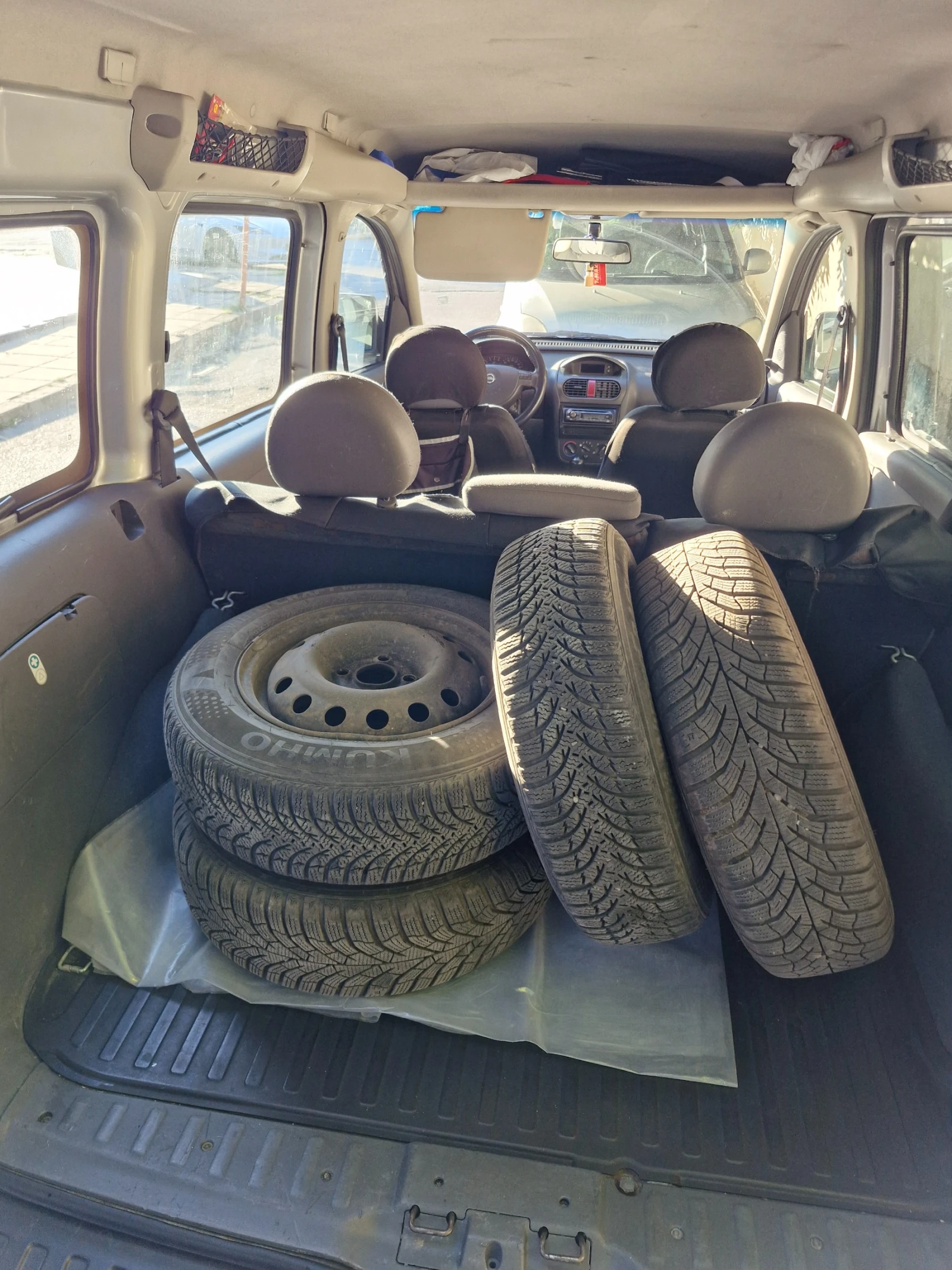 Opel Combo, снимка 5 - Автомобили и джипове - 55491978