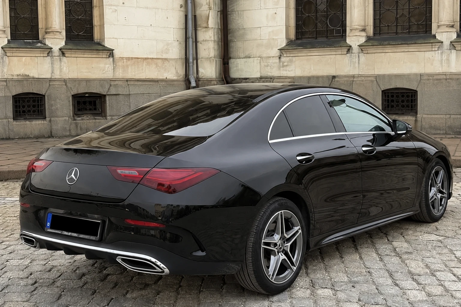 Mercedes-Benz CLA 200 AMG* Гаранция2028* Distr Готов лизинг, снимка 2 - Автомобили и джипове - 55730454