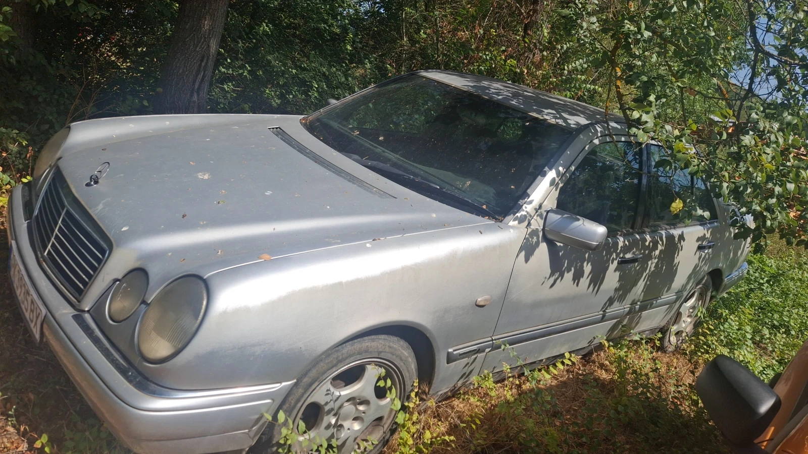 Mercedes-Benz E 250, снимка 3 - Автомобили и джипове - 55875683