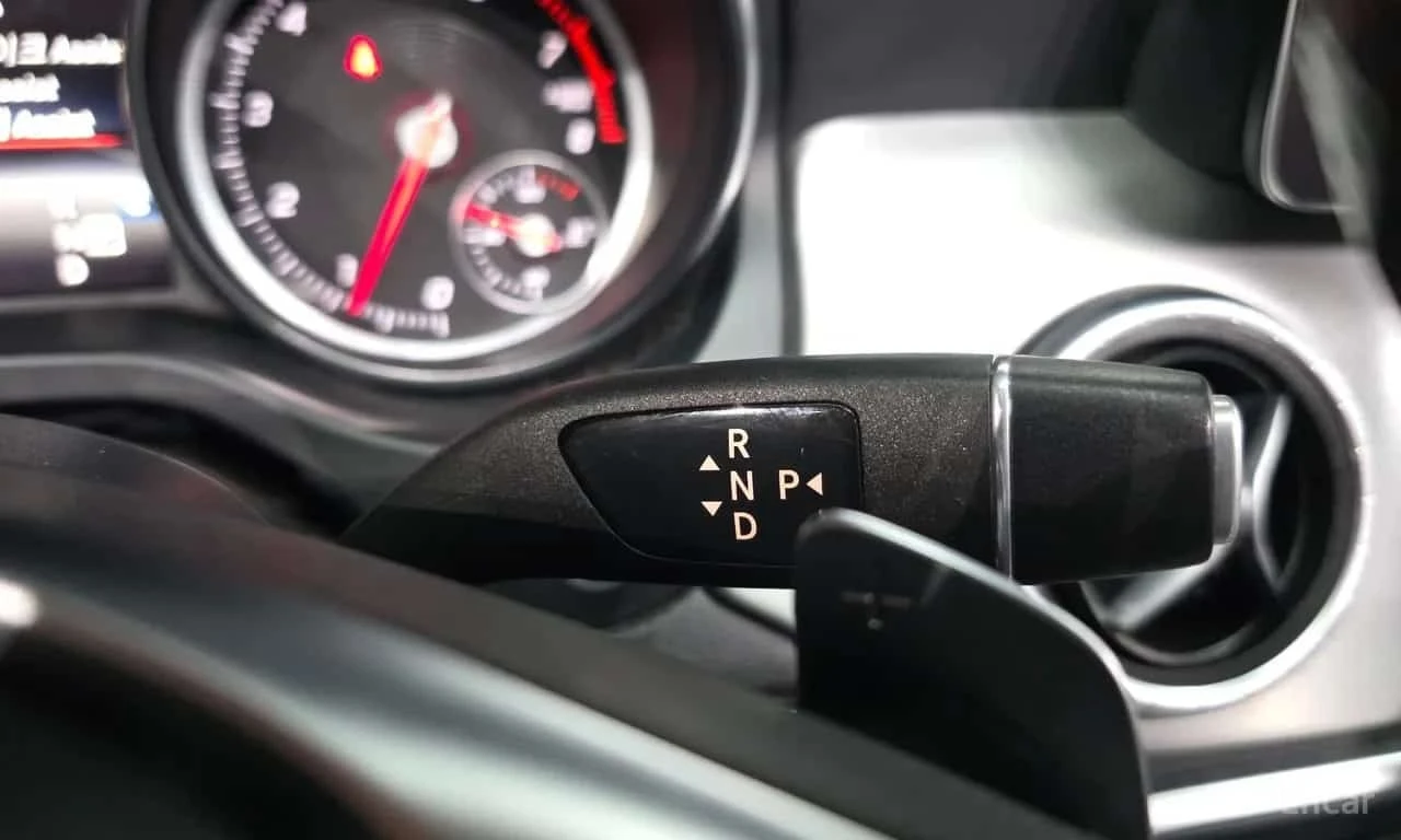 Mercedes-Benz CLA 250  4MATIC AMG Line/ПОДГРЕВ/ПАМЕТ/АМБИЕНТ, снимка 9 - Автомобили и джипове - 56166001
