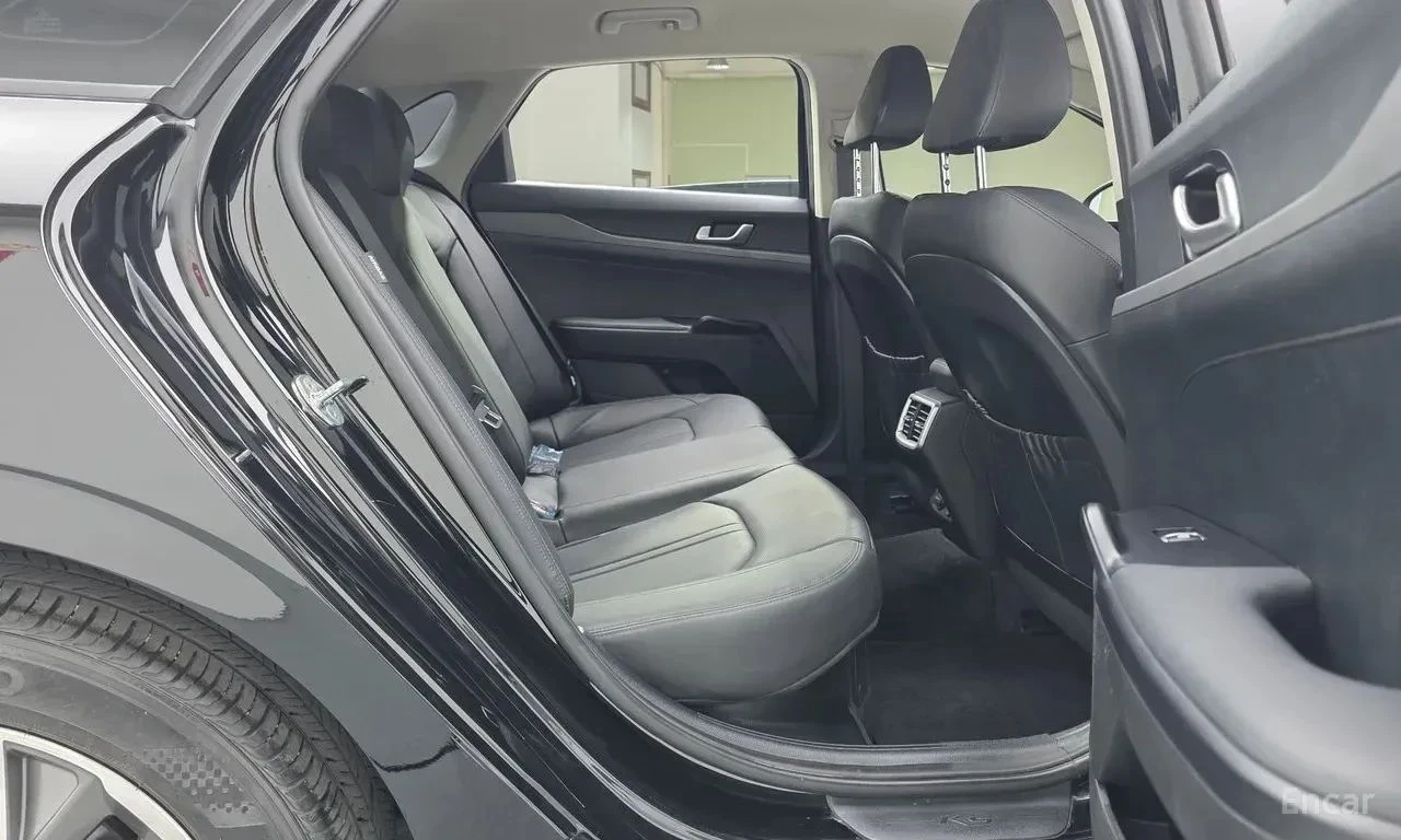 Kia K5, снимка 13 - Автомобили и джипове - 56736688