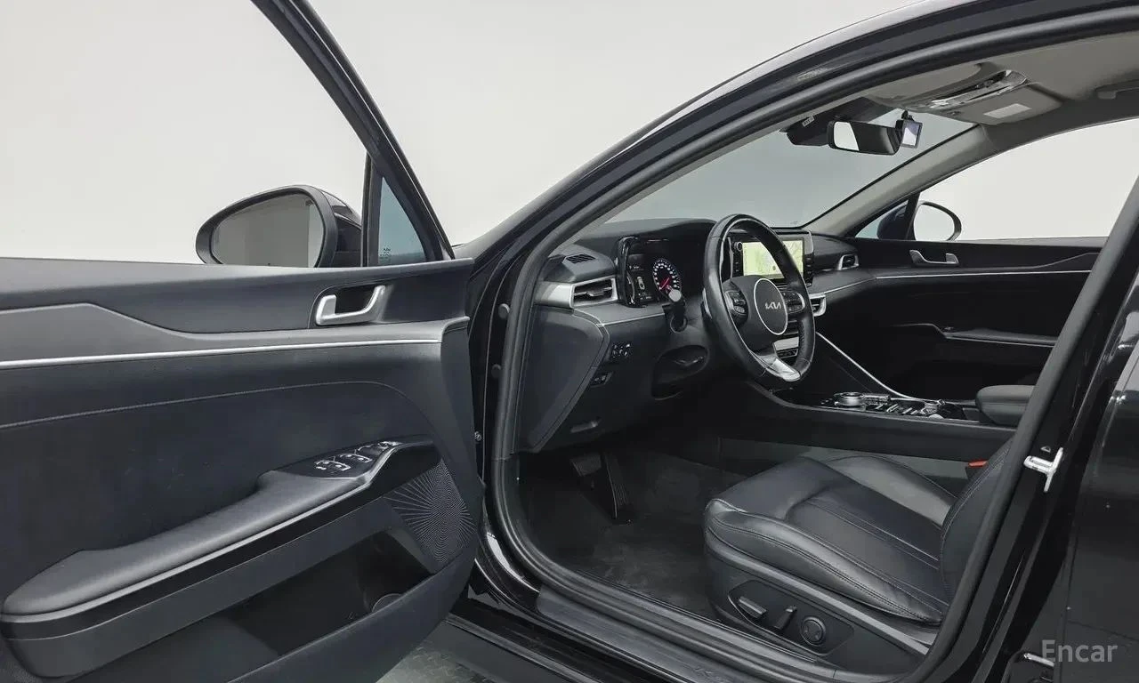 Kia K5, снимка 5 - Автомобили и джипове - 56736688