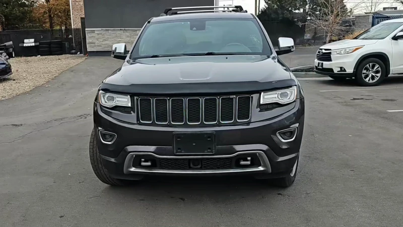 Jeep Grand cherokee OVERLAND* 4X4* ПАНОРАМА, снимка 1 - Автомобили и джипове - 48116816