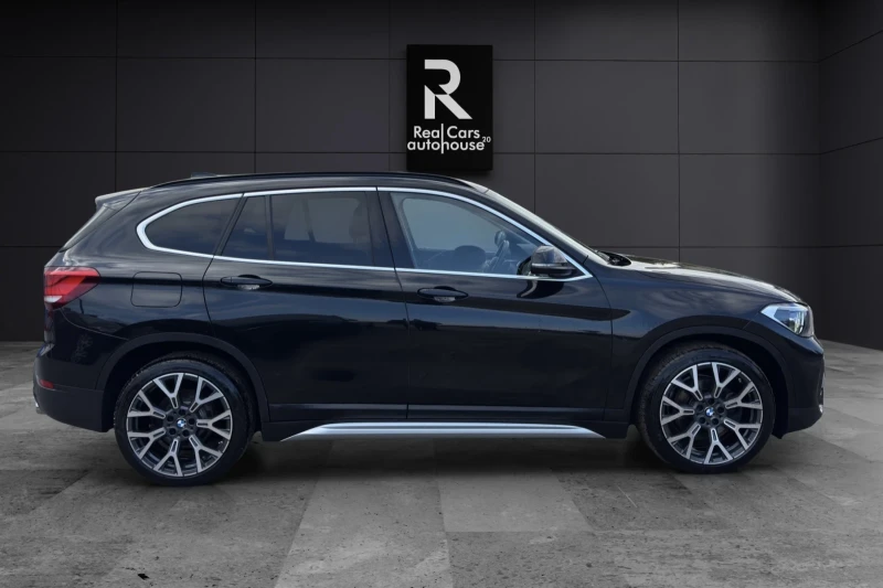 BMW X1 2.0 D* xDrive* KEYLESS* CARPLAY* CAMERA* X LINE, снимка 4 - Автомобили и джипове - 52066220