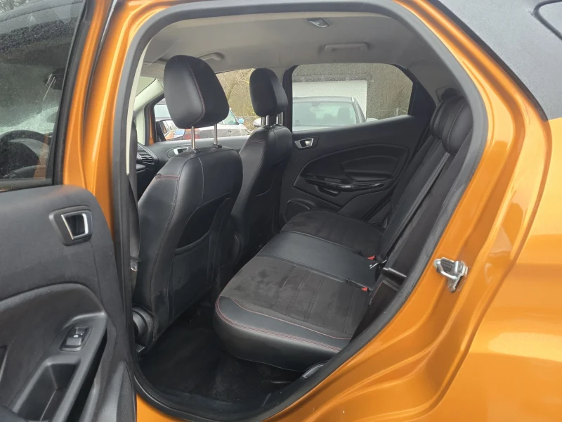 Ford EcoSport 1.5d 100к.с ST-Line, снимка 11 - Автомобили и джипове - 53262051