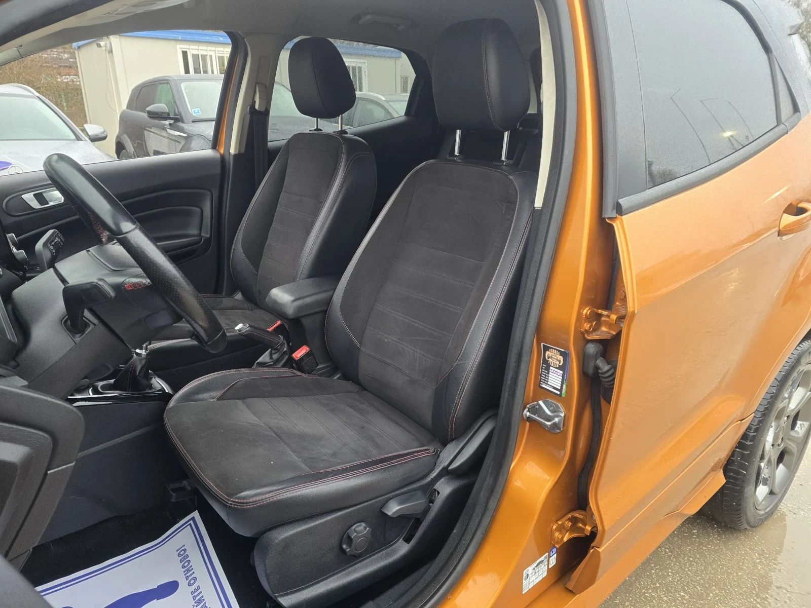 Ford EcoSport 1.5d 100к.с ST-Line - изображение 9