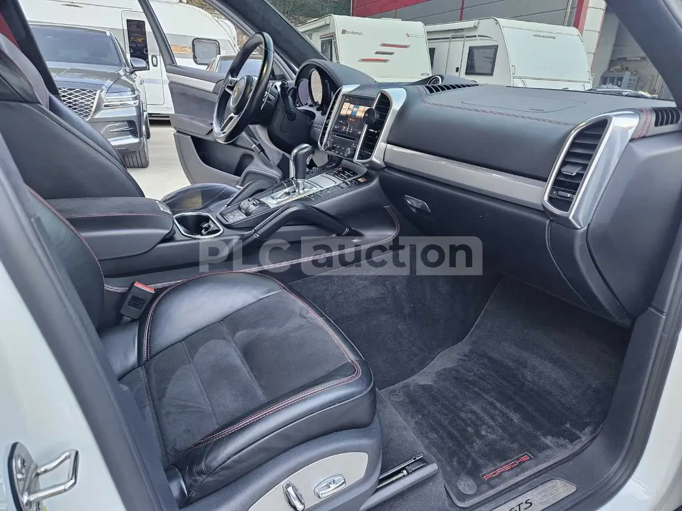 Porsche Cayenne GTS| SPORTCHRONO| | BOSE| PANO| 360 | Mobile.bg � ����������� 13