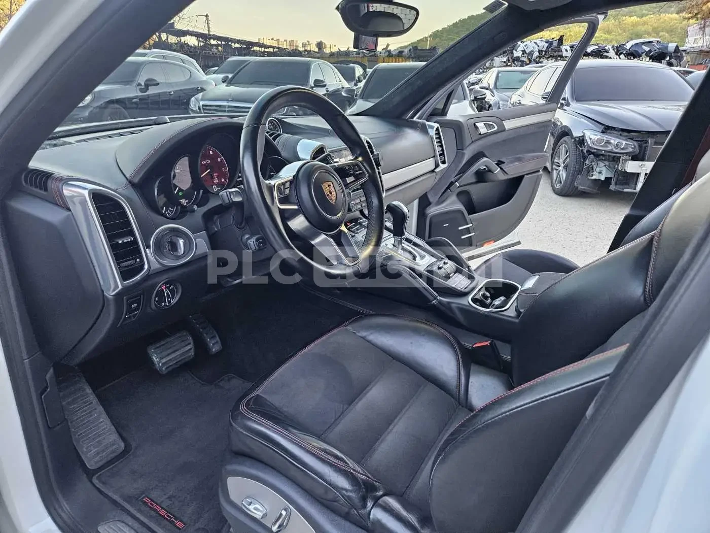 Porsche Cayenne GTS| SPORTCHRONO| | BOSE| PANO| 360 | Mobile.bg � ����������� 8