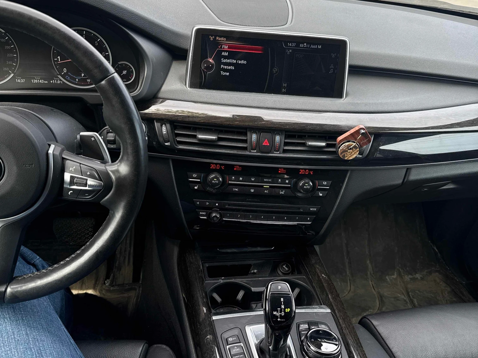 BMW X5 35i * M ПАКЕТ * HEAD UP * HK * СЕРВИЗНА ИСТОРИЯ * , снимка 9 - Автомобили и джипове - 54545179