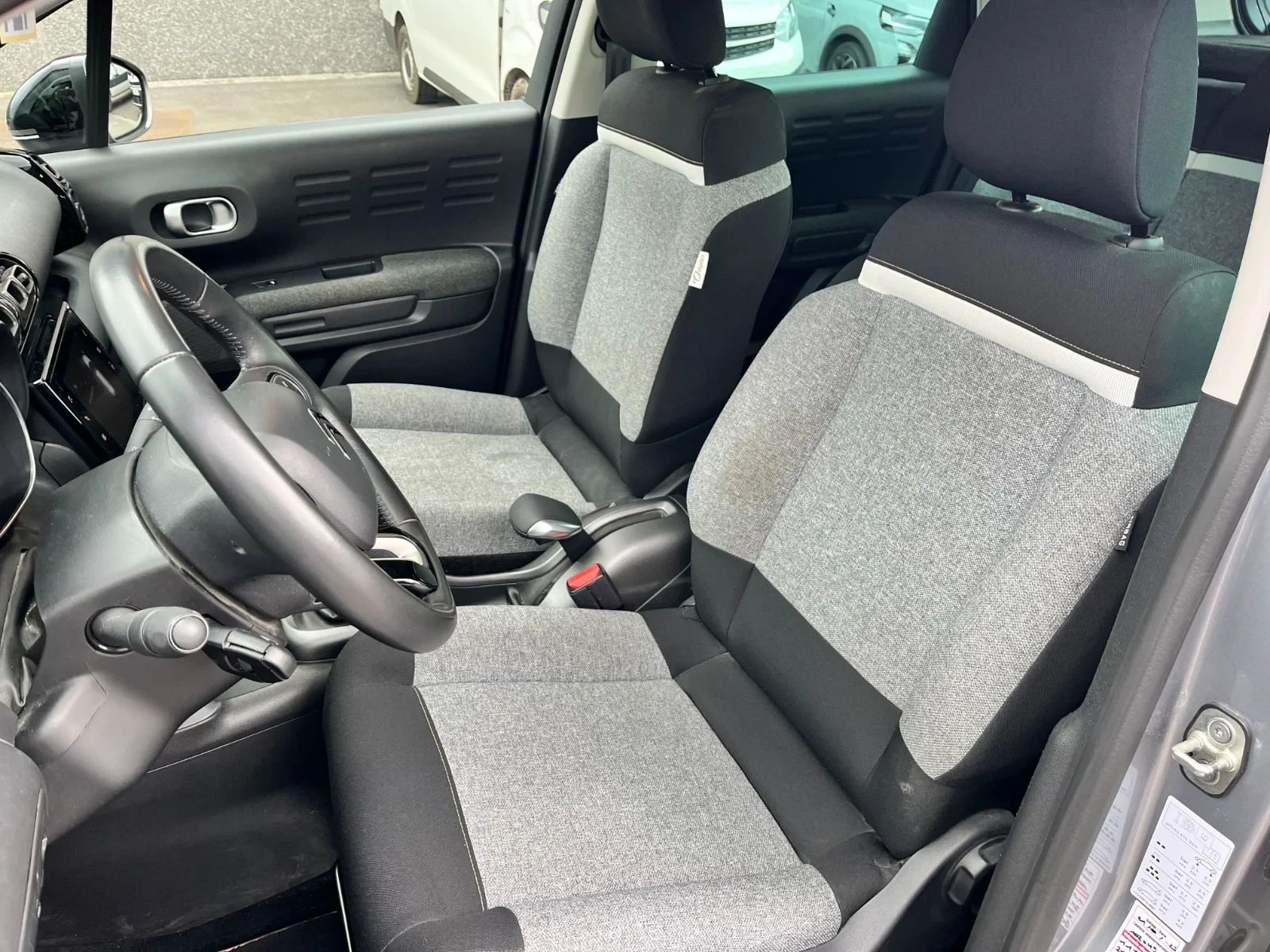 Citroen C3 Aircross 1.2 PureTech Feel Navi Klima Camera, снимка 7 - Автомобили и джипове - 54554651