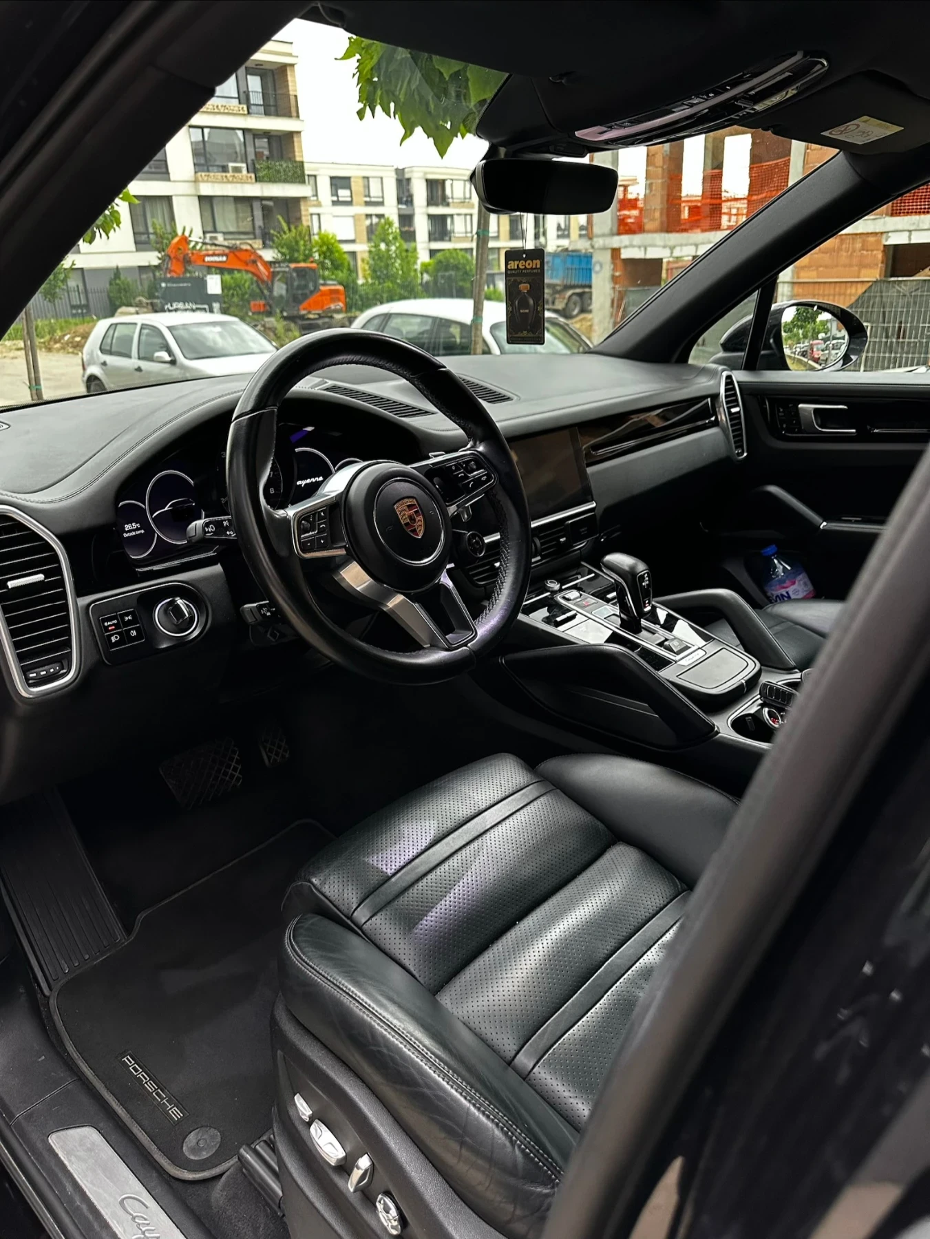 Porsche Cayenne Plug-in E-Hybrid , снимка 9 - Автомобили и джипове - 56108451