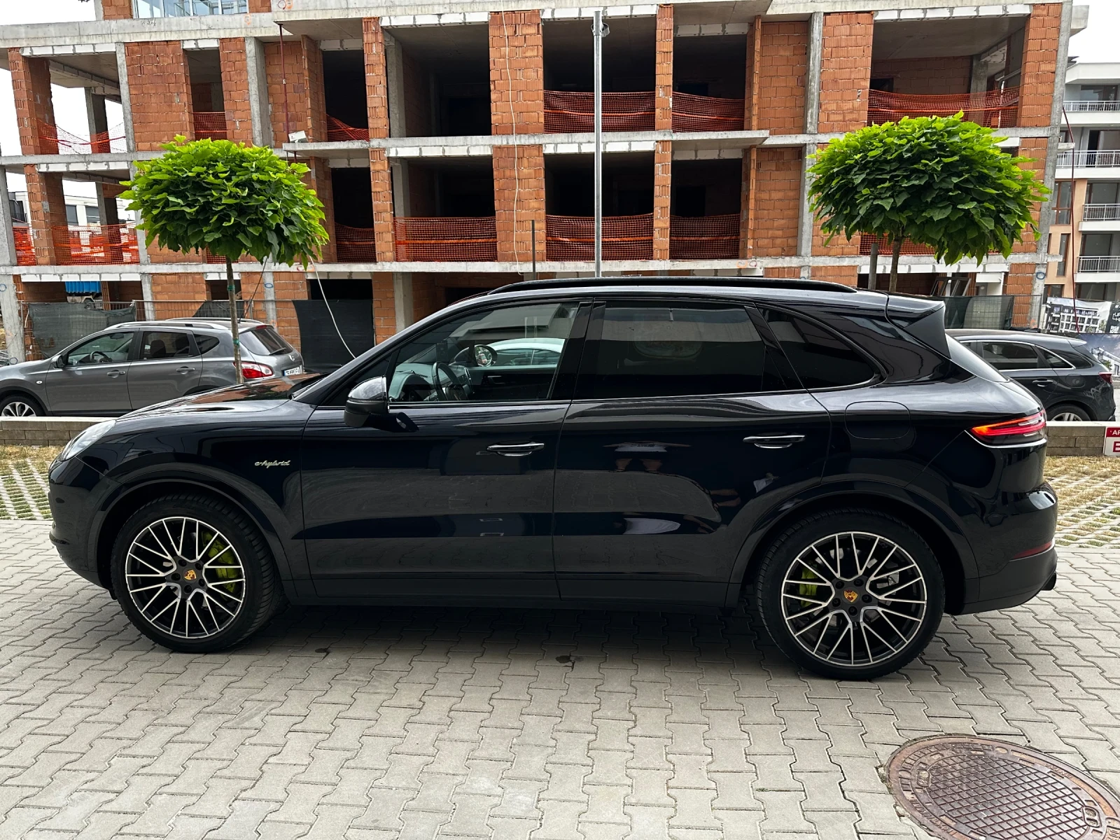 Porsche Cayenne Plug-in E-Hybrid , снимка 3 - Автомобили и джипове - 56108451