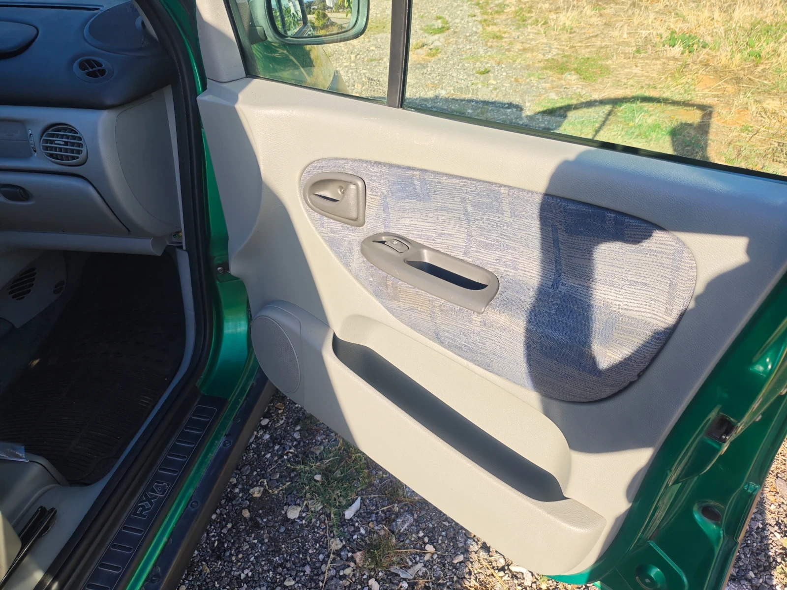 Renault Scenic rx4, снимка 15 - Автомобили и джипове - 56346016