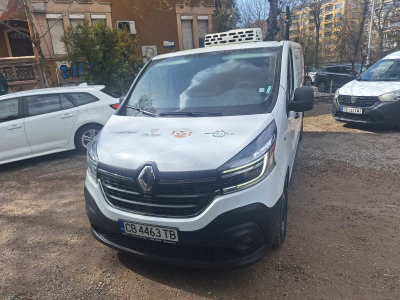 Renault Trafic, снимка 1 - Бусове и автобуси - 49584568