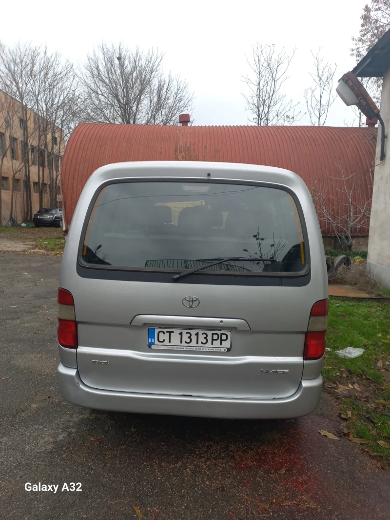 Toyota Hiace, снимка 4 - Бусове и автобуси - 52471244