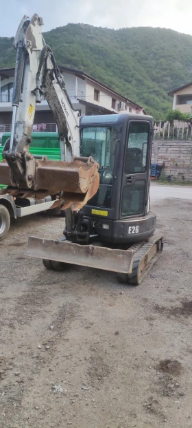 ����� �� �������� �� ����� Bobcat E26