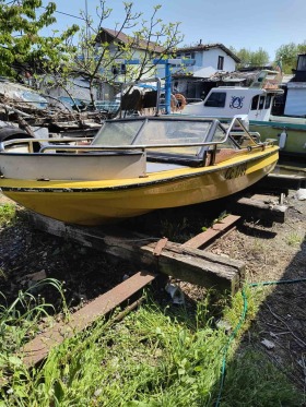 Лодка Собствено производство Зефир 2, снимка 4 - Воден транспорт - 45255712