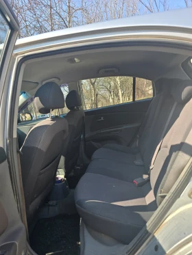 Kia Rio 1.4 Газ/Бензин, снимка 5